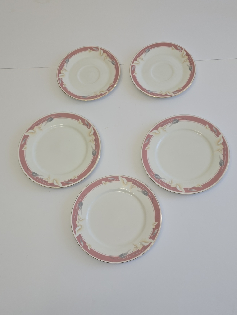 Sango Majesty Collection Taupe Fantasy 3 Salad Plates 2 Saucers 8394 Porcelain